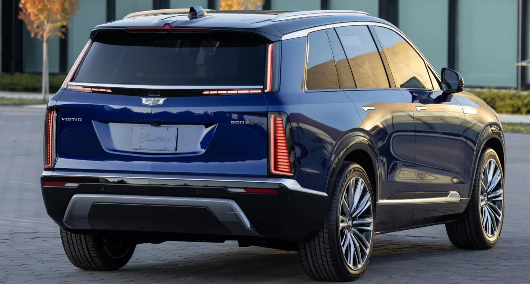 Cadillac’s 2026 Vistiq electric SUV coming soon