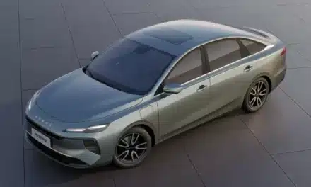 Roewe D6 sets Guinness World Record for energy efficiency