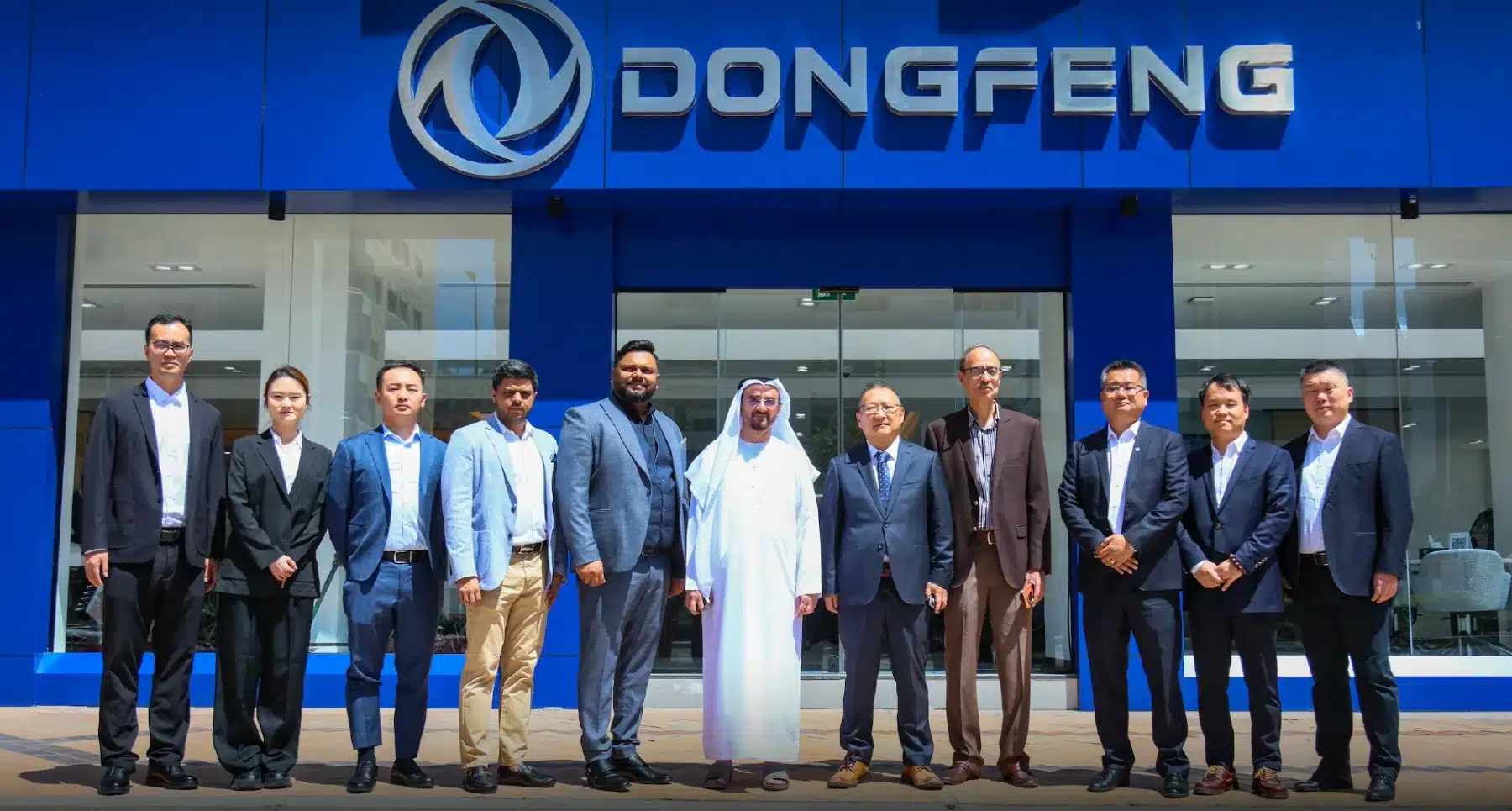 شركة ماهي خوري للسيارات تفتتح صالة عرض دونج فينج الثانية في أبوظبي