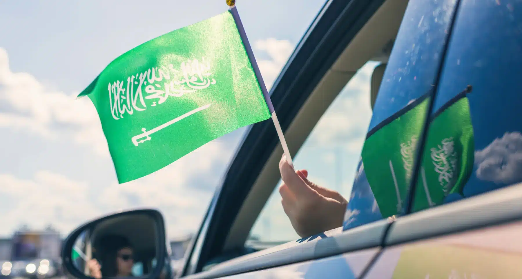 L'Arabia Saudita punta a produrre 300.000 veicoli elettrici all'anno entro il 2030
